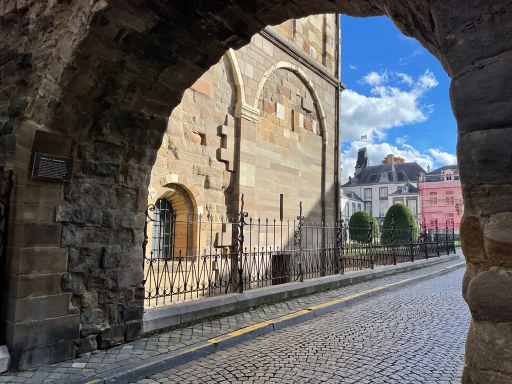 Gezellig straatje in de binnenstad van Maastricht